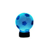 Pelota de fútbol ilusión 3D azul brillante, luz nocturna