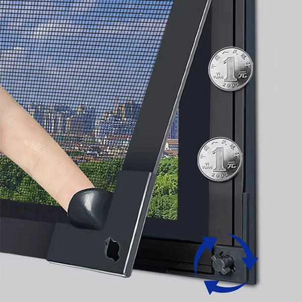 Nahaufnahme eines schwarzen magnetischen Fenstergitters mit Münze und Hand, das seine Installation oder Funktion zeigt.