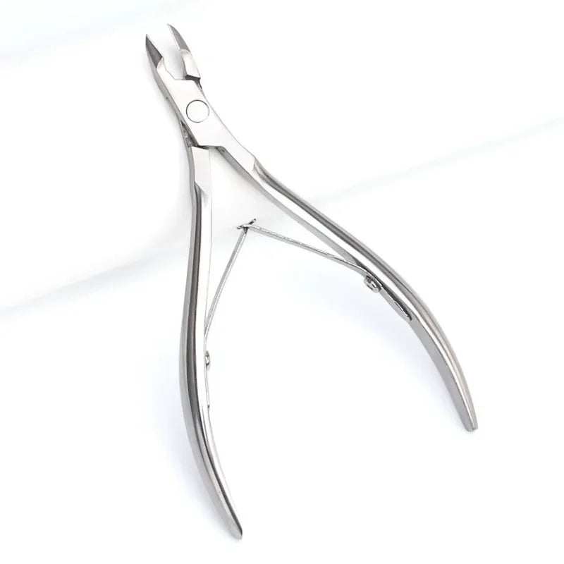 مجموعة مقصات أظافر ومقصات جلد طبي shown against a white background
