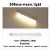 200-mm-Warmlichtleiste an der Wand, die ihre Größe und verschiedene magnetische/Ladefunktionen zeigt.