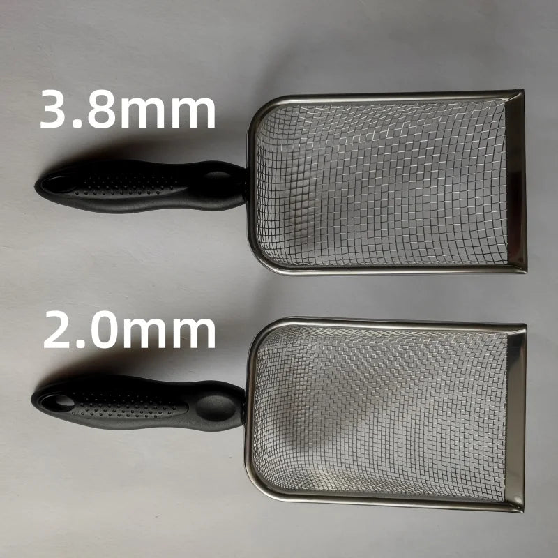 Stainless steel cat litter scoop with two sizes, 3.8mm and 2.0mm.