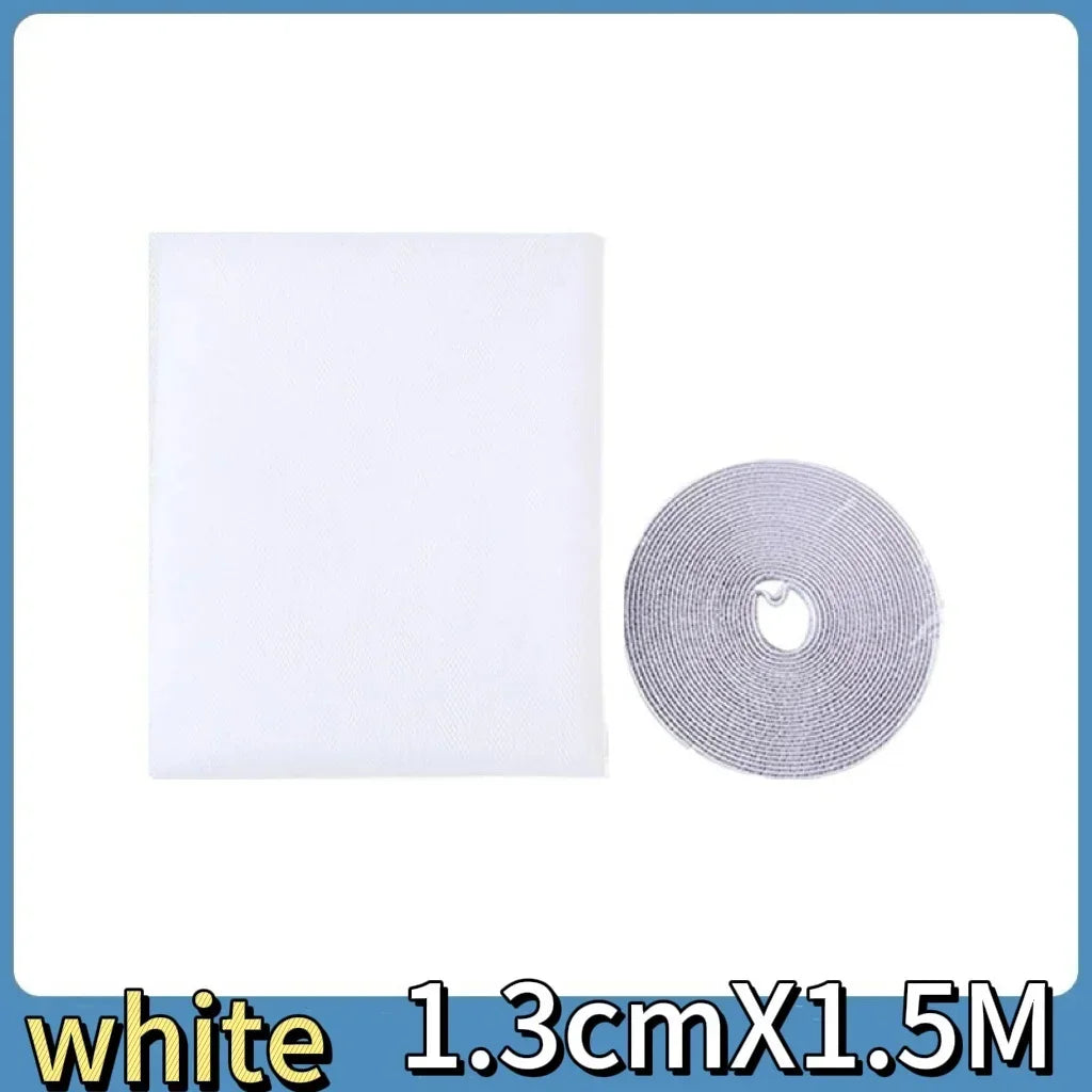 White self-adhesive mosquito net for windows and doors, measuring 1.3cm x 1.5m.