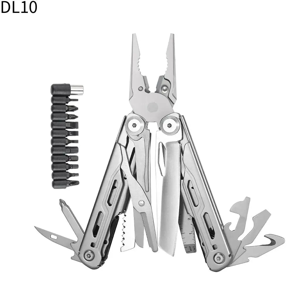 Un juego de multiherramientas plegables y pinzas de plata con cuchillas afiladas y un destornillador separado.