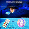 Lampe submersible LED pour piscine sous l'eau avec télécommande.