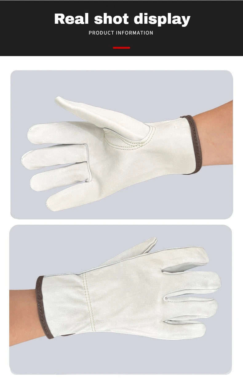 Eine Hand trägt leichte beige Lederarbeitshandschuhe mit braunen Akzenten.
