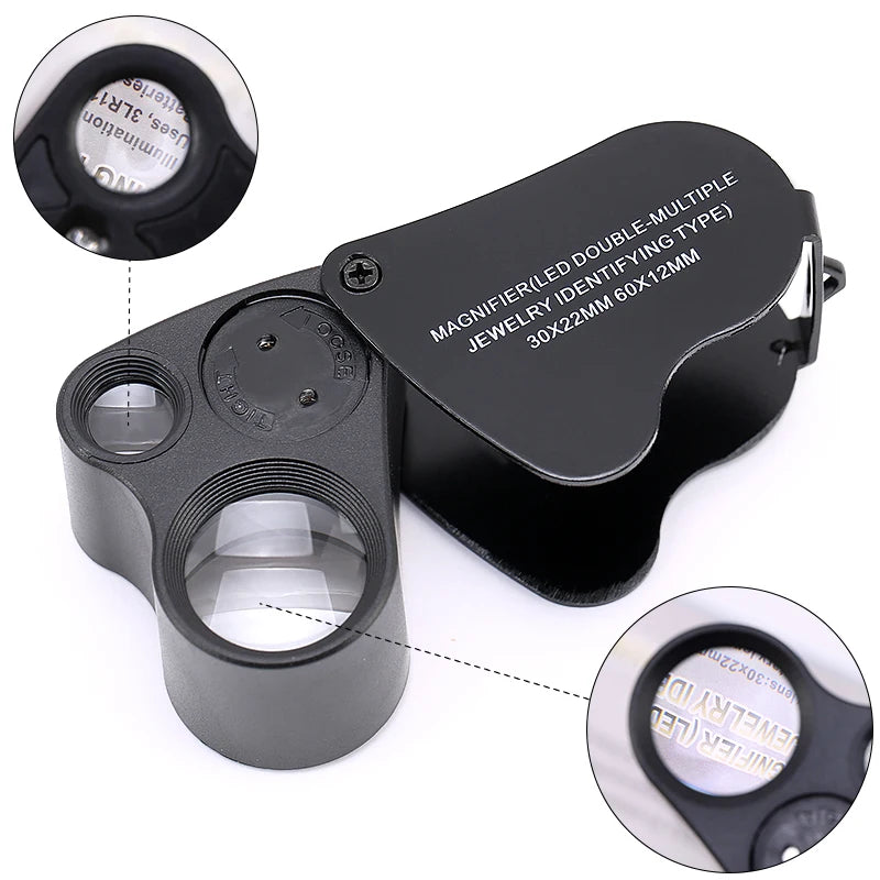 Loupe noire pliable avec lentille et pointe de grossissement, vue sous différents angles.