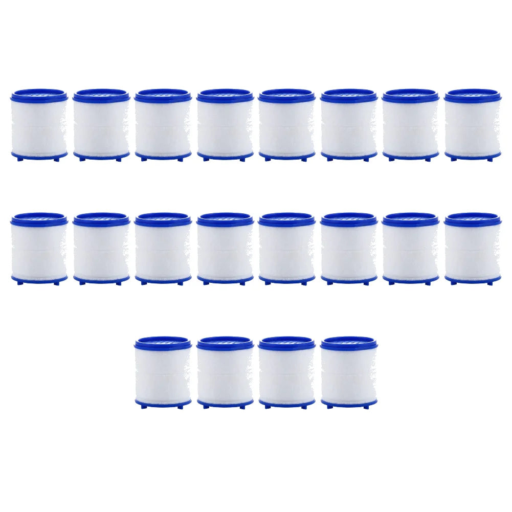 Un juego de doce filtros rotatorios para grifo de cocina azul y blanco.