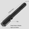 Lampe torche LED noire avec clip, affichant les modes de commutation comme Haute-Bas-Stroboscopique.