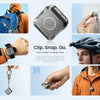 Collection d'images montrant une lampe de poche de poche utilisée pour une opération mains libres, attachée à des vêtements e