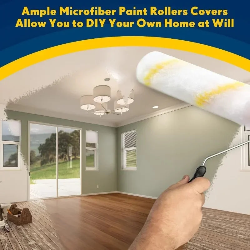 Una mano aplica pintura en una pared usando un rodillo de pintura de microfibra amplio, demostrando cómo cubrir trabajos case