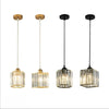 Modernes Kristall-LED-Pendelleuchte mit Messing- und Schwarz-Finish.