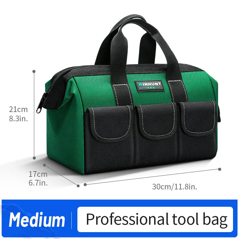 Bolsa profesional de herramientas verde y negra con asa y múltiples compartimentos, vista lateral.