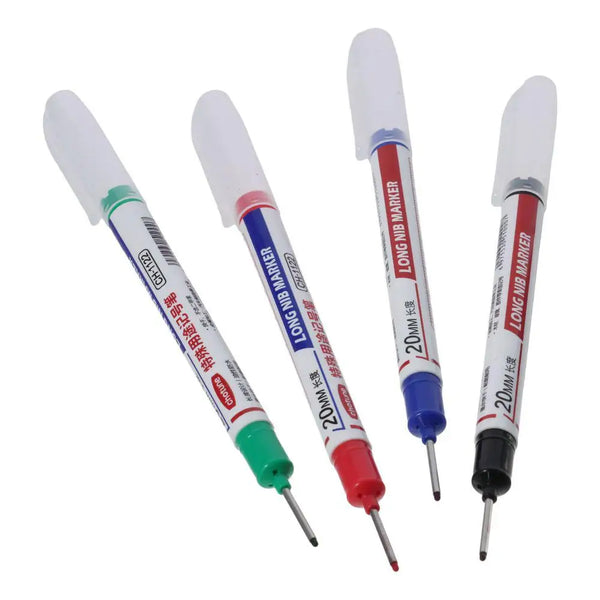 Ein Set aus fünf langen Nadelstift-Stiften in verschiedenen Farben, darunter rot, blau und grün