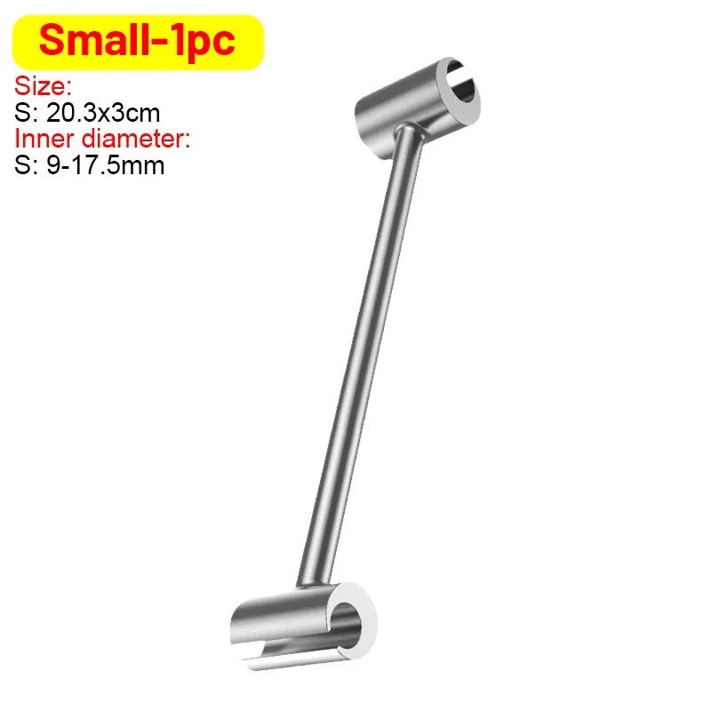 Clé à douille avec tige longue et tête ronde pour ajuster l'écartement d'une charnière à double extrémité en argent.