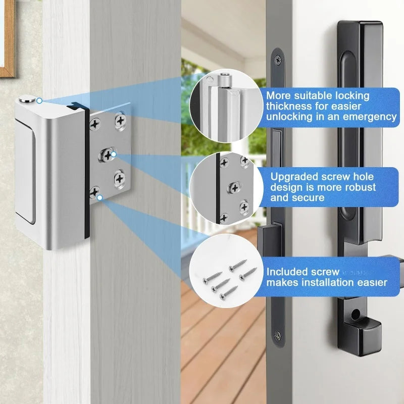 Primer plano de una cerradura de refuerzo de aluminio para puerta pesada instalada en un marco blanco, mostrando característi