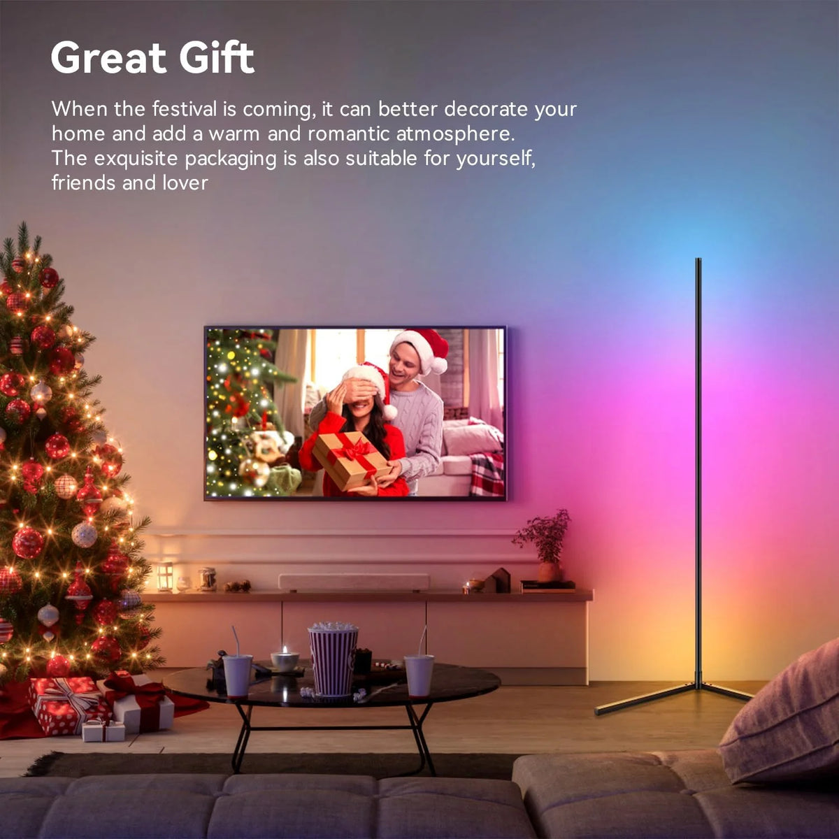 Dynamische RGB-Sync-Stehlampe beleuchtet ein Wohnzimmer für eine festliche Gelegenheit.