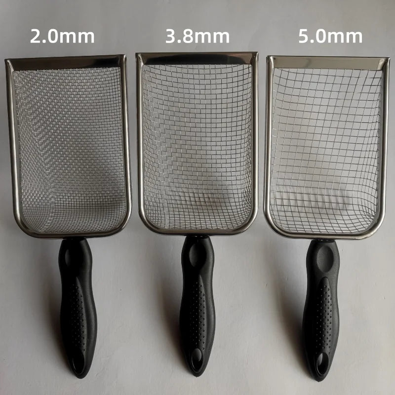 Three stainless steel cat litter scoops in sizes 2.0mm, 3.8mm, and 5.0mm displayed side by side.