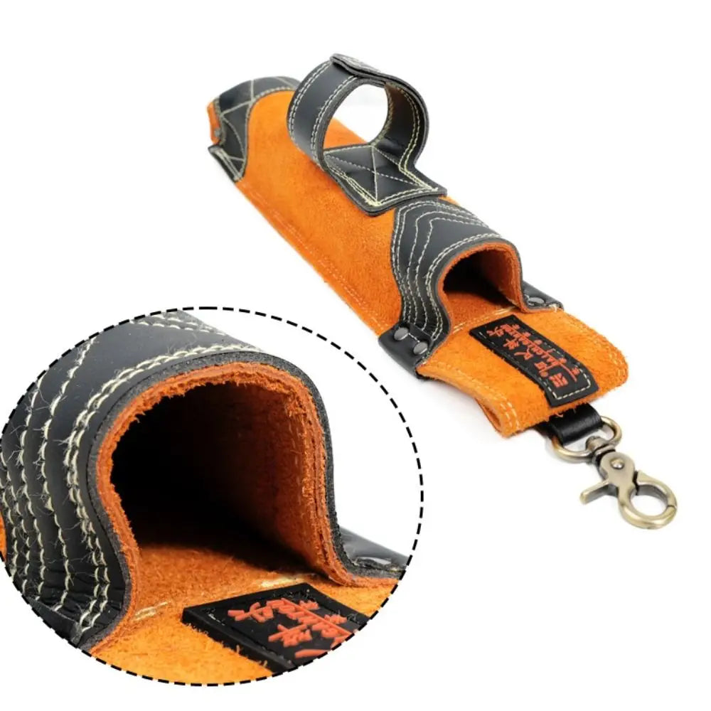 Bolsa resistente para almacenar varilla de soldar naranja y negra con gancho metálico y vista interior abierta