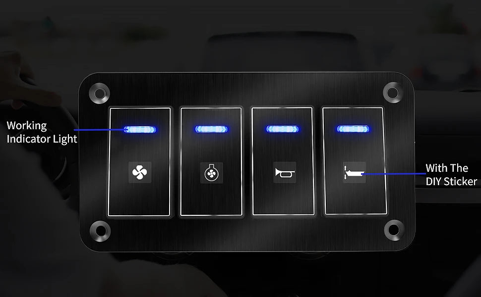 Panneau de commutateur coulissant en aluminium noir avec quatre voyants et zone pour autocollant DIY.