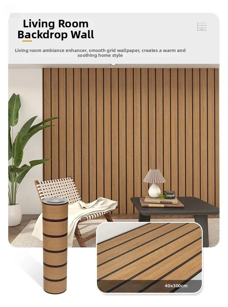 Panel vertical de papel tapiz de grano de madera falsa usado como pared de fondo para sala de estar.