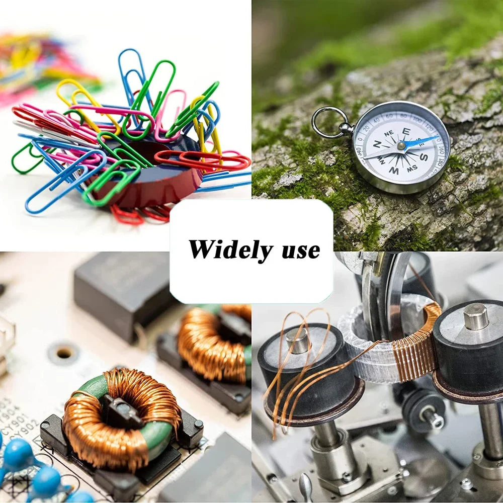 Eine Sammlung bunter Keramik-Ringmagneten, ein Kompass und verschiedene elektronische Bauteile für Wissenschaft und Bastelarb