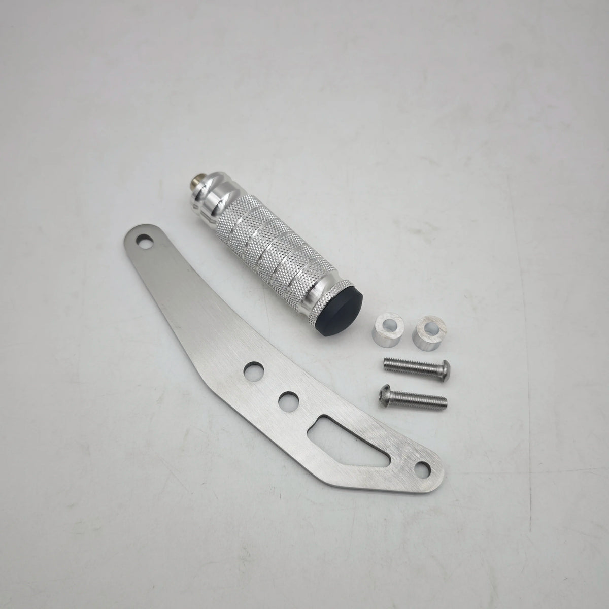Silberne CNC-Fußsperr-Baugruppe für Dirtbikes, inklusive Gewindestange und Montageplatte.